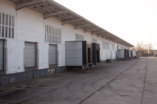 Lagerhalle Außenansicht Lagerhalle Außenansicht
